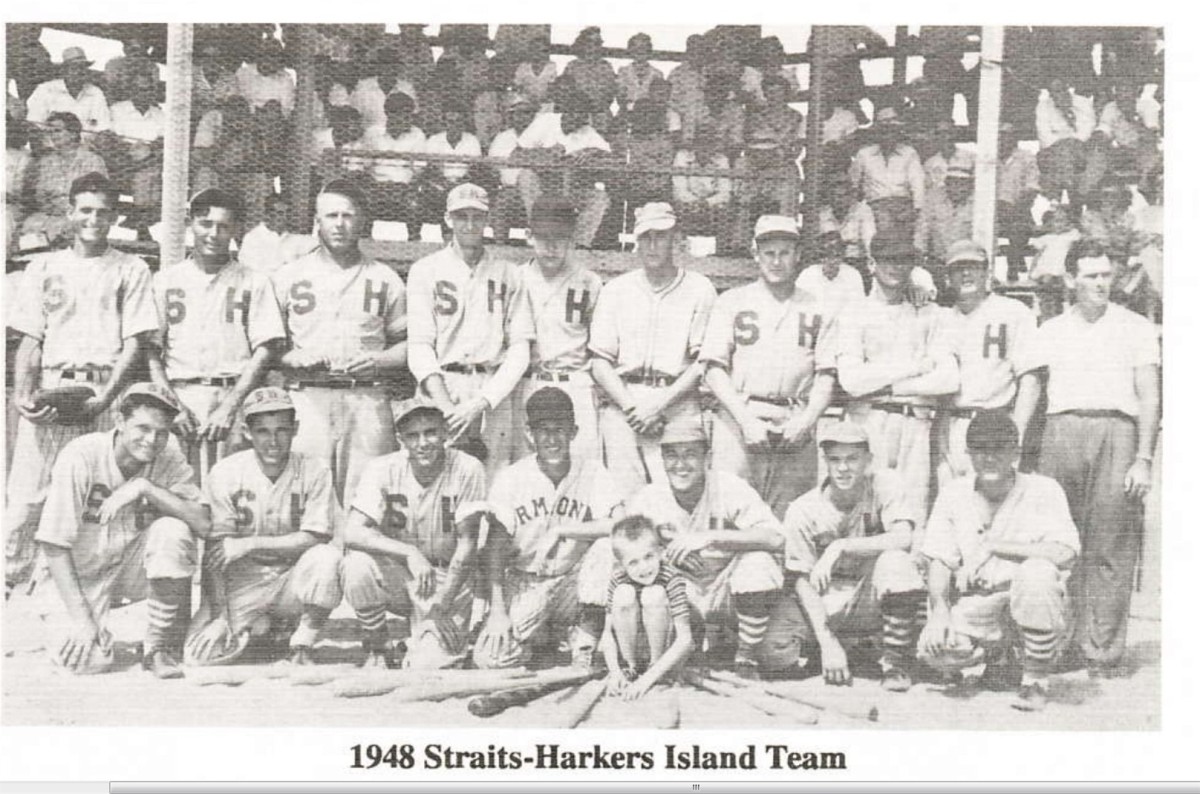 HI Straits Baseball Team 1948